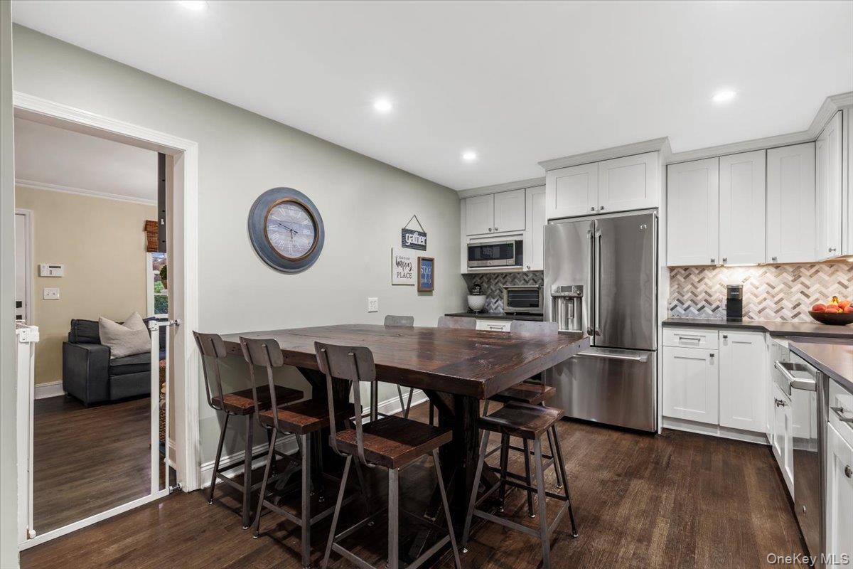 14 Fernwood Avenue