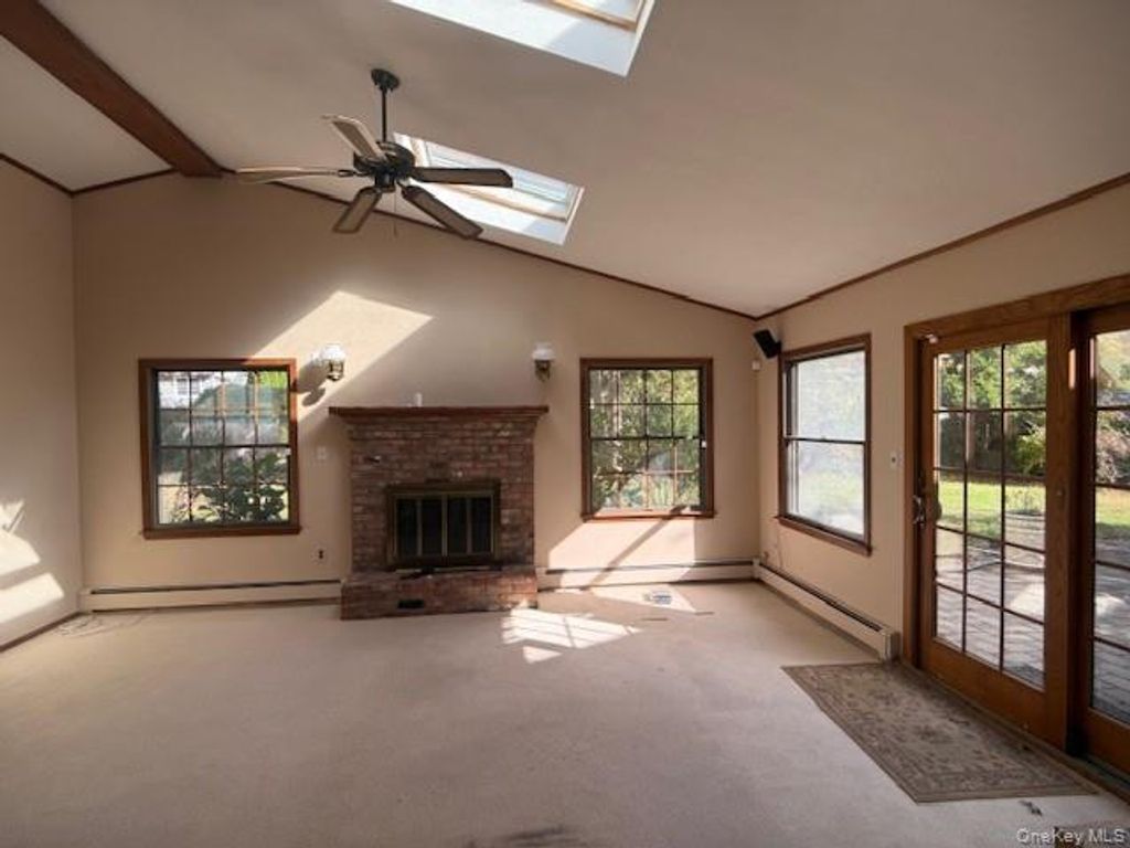 Photo of 3 Seward Lane, Stony Brook, NY 11790 (MLS # 952425)