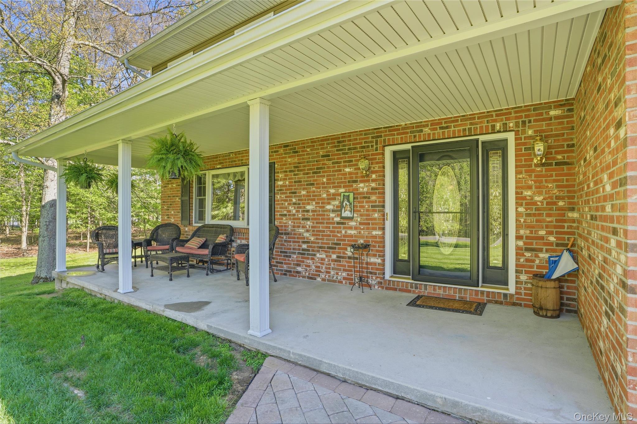 36 River Glen Road