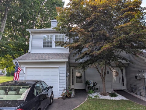 Condo For Rent - 1506 Sara Circle<br/> Port Jefferson Station, NY 11776