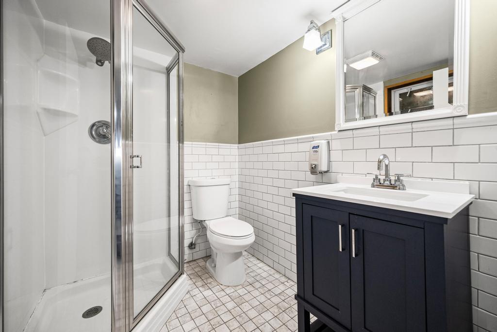 613 14th Street, West Babylon, New York image 35