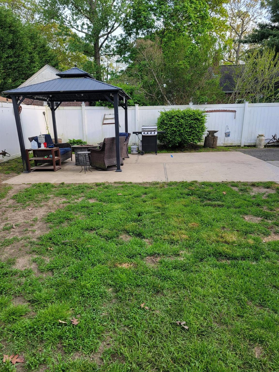 53 Bayview Avenue, East Islip, New York image 14
