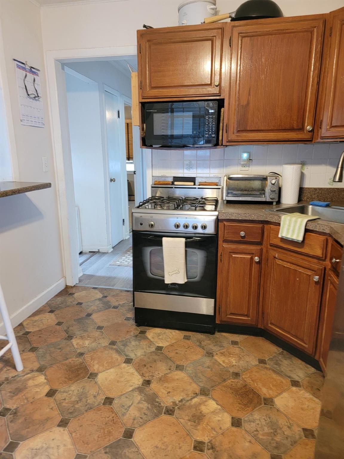 53 Bayview Avenue, East Islip, New York image 2