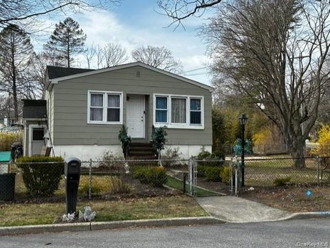 Homes For Sale - 99 Central Avenue<br/> Port Jefferson, NY 11776