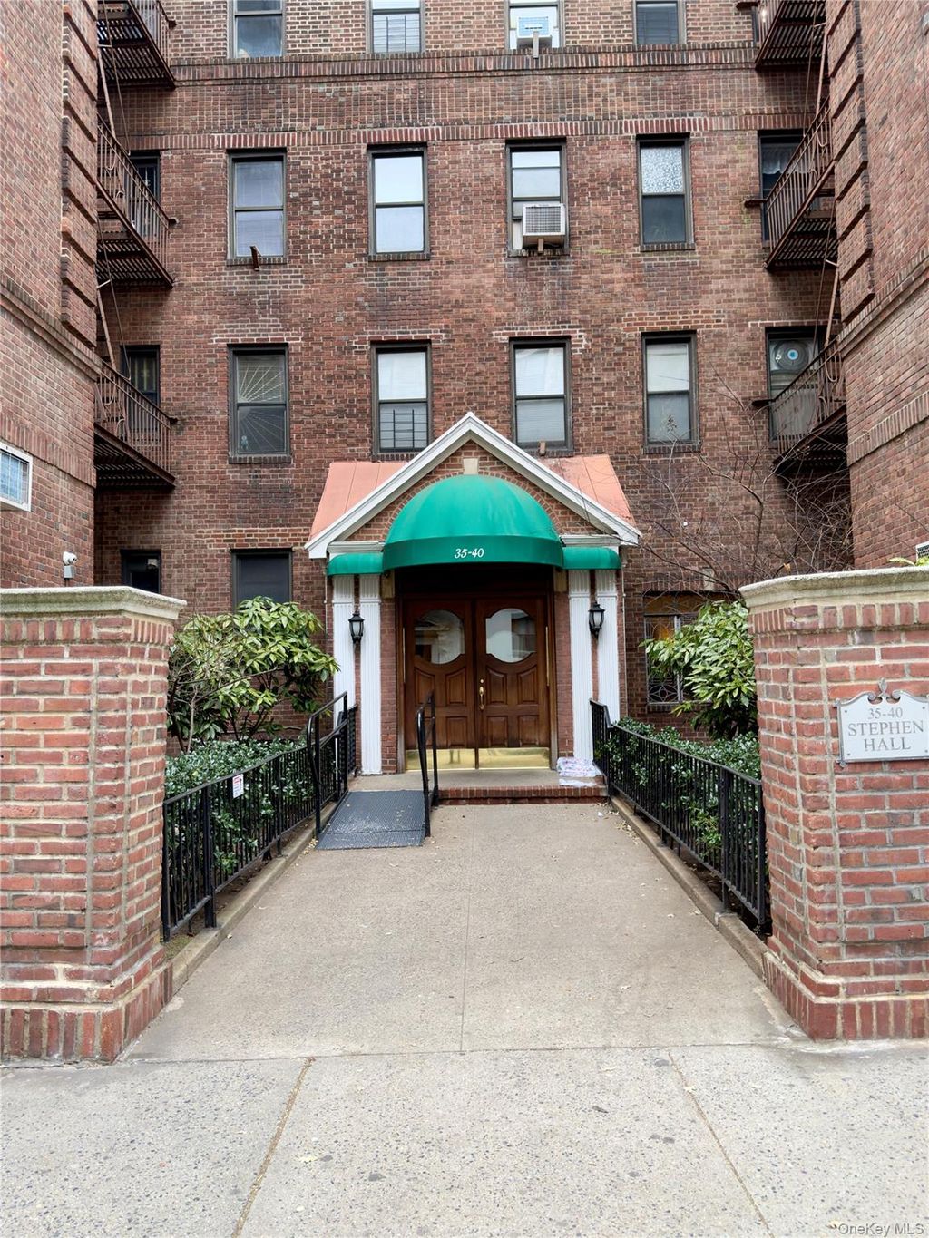 Photo of 35-40 82 Street #6C, Jackson Heights, NY 11372 (MLS # 952804)