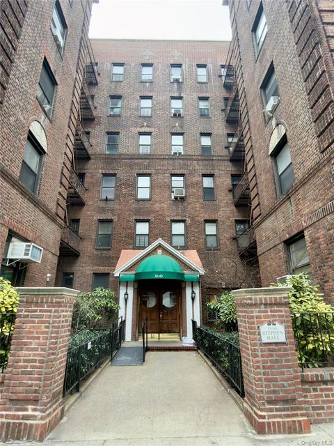Photo of 35-40 82 Street #6C, Jackson Heights, NY 11372 (MLS # 952804)