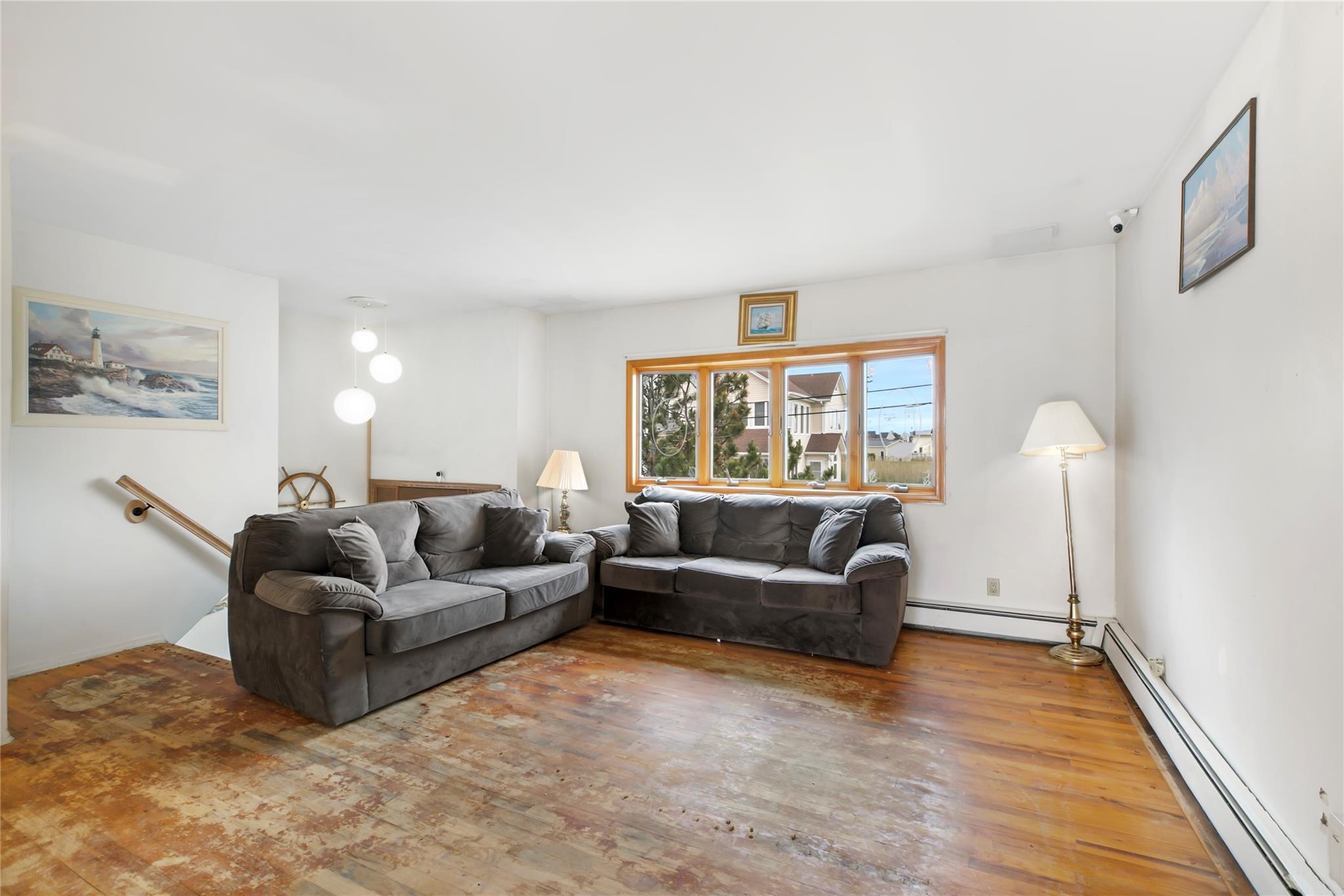 853 Arctic Street, Lindenhurst, New York image 3
