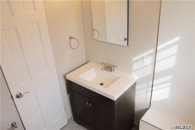 Long Beach, New York 11561, United States, 2 Bedrooms Bedrooms, ,1 BathroomBathrooms,Residential,Active,99776