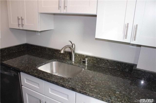 Long Beach, New York 11561, United States, 2 Bedrooms Bedrooms, ,1 BathroomBathrooms,Residential,Active,99776