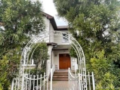 56 Stephenson Boulevard New Rochelle NY 10801