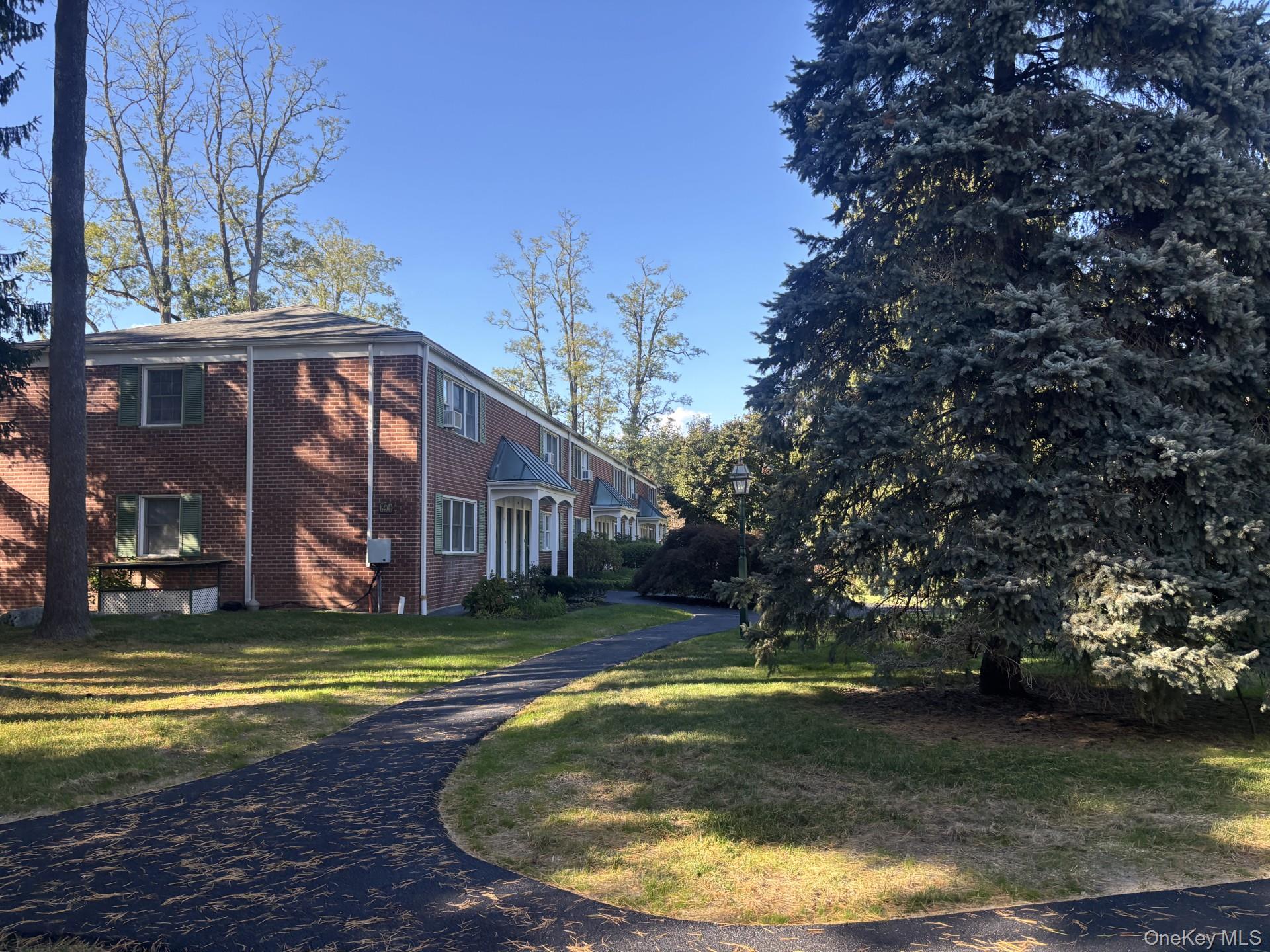 590 Bedford Road 22