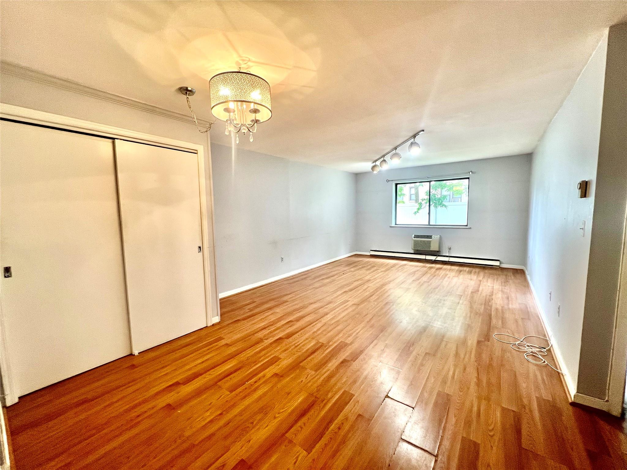 530 Hudson Avenue #A4, Cedarhurst, New York image 2