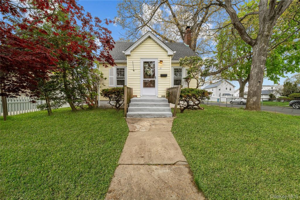 Photo of 21 Voshage Street, North Baldwin, NY 11510 (MLS # 993397)