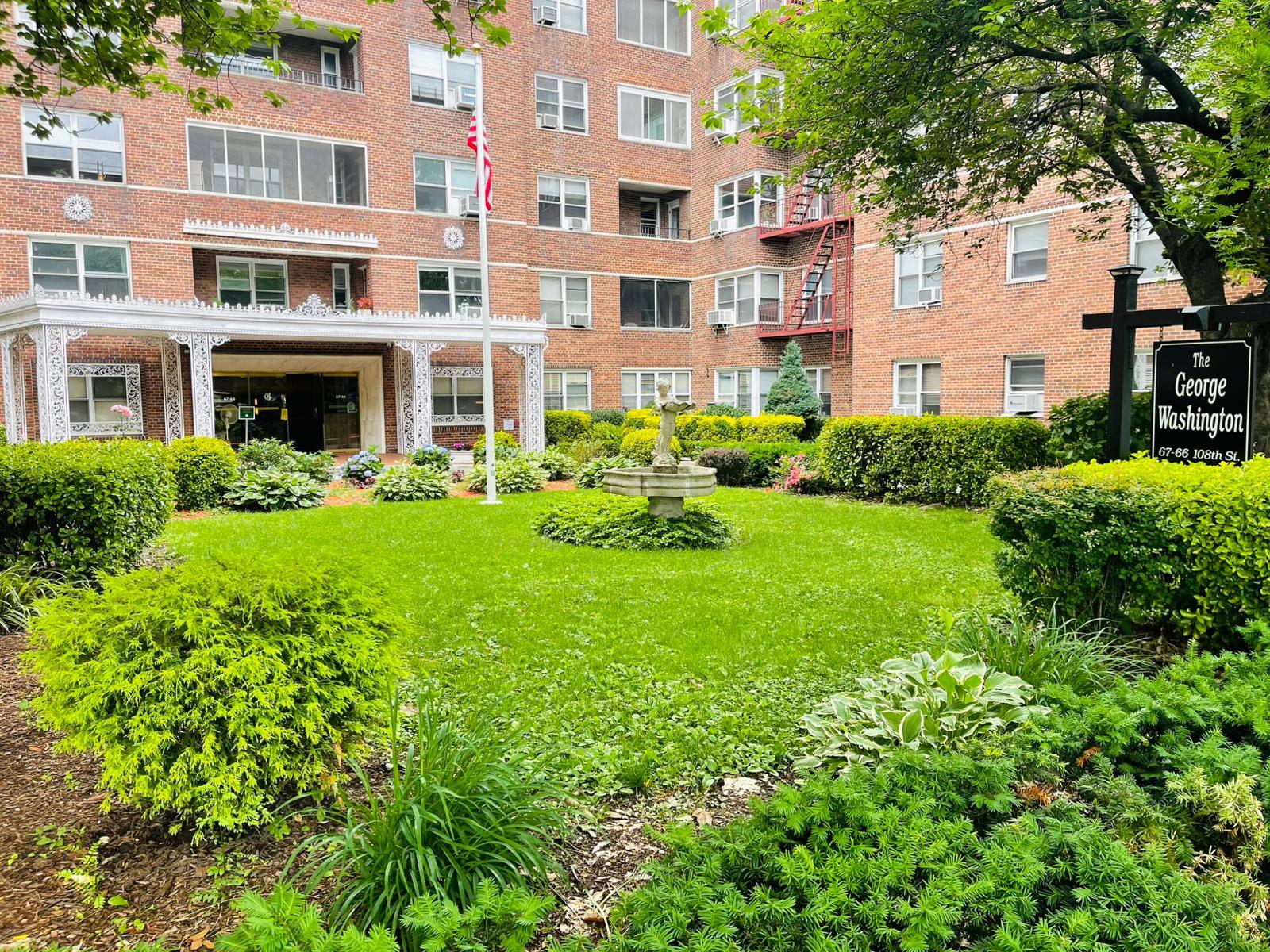 Property for Sale at 108th Street D3, Forest Hills, Queens, NY - Bedrooms: 1 
Bathrooms: 1 
Rooms: 4  - $358,000