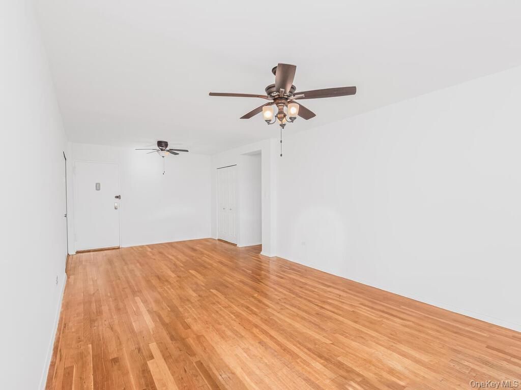 Photo of 1110 Stadium Avenue #5F, Bronx, NY 10465 (MLS # 954267)