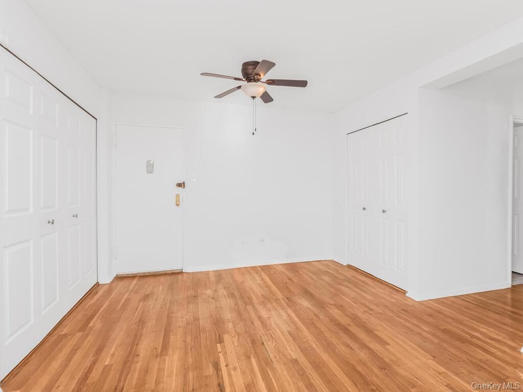 Photo of 1110 Stadium Avenue #5F, Bronx, NY 10465 (MLS # 954267)