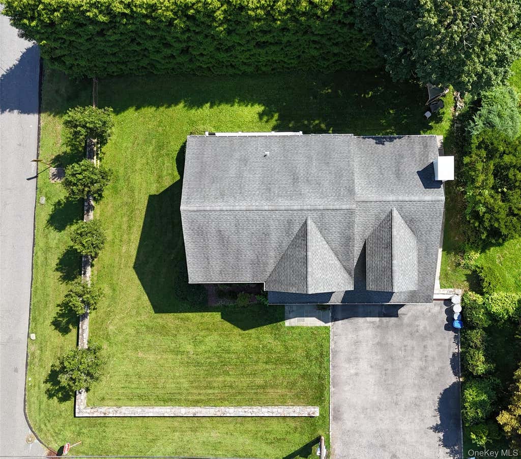 Photo of 266 Brighton Avenue, Hawthorne, NY 10532 (MLS # 1041775)