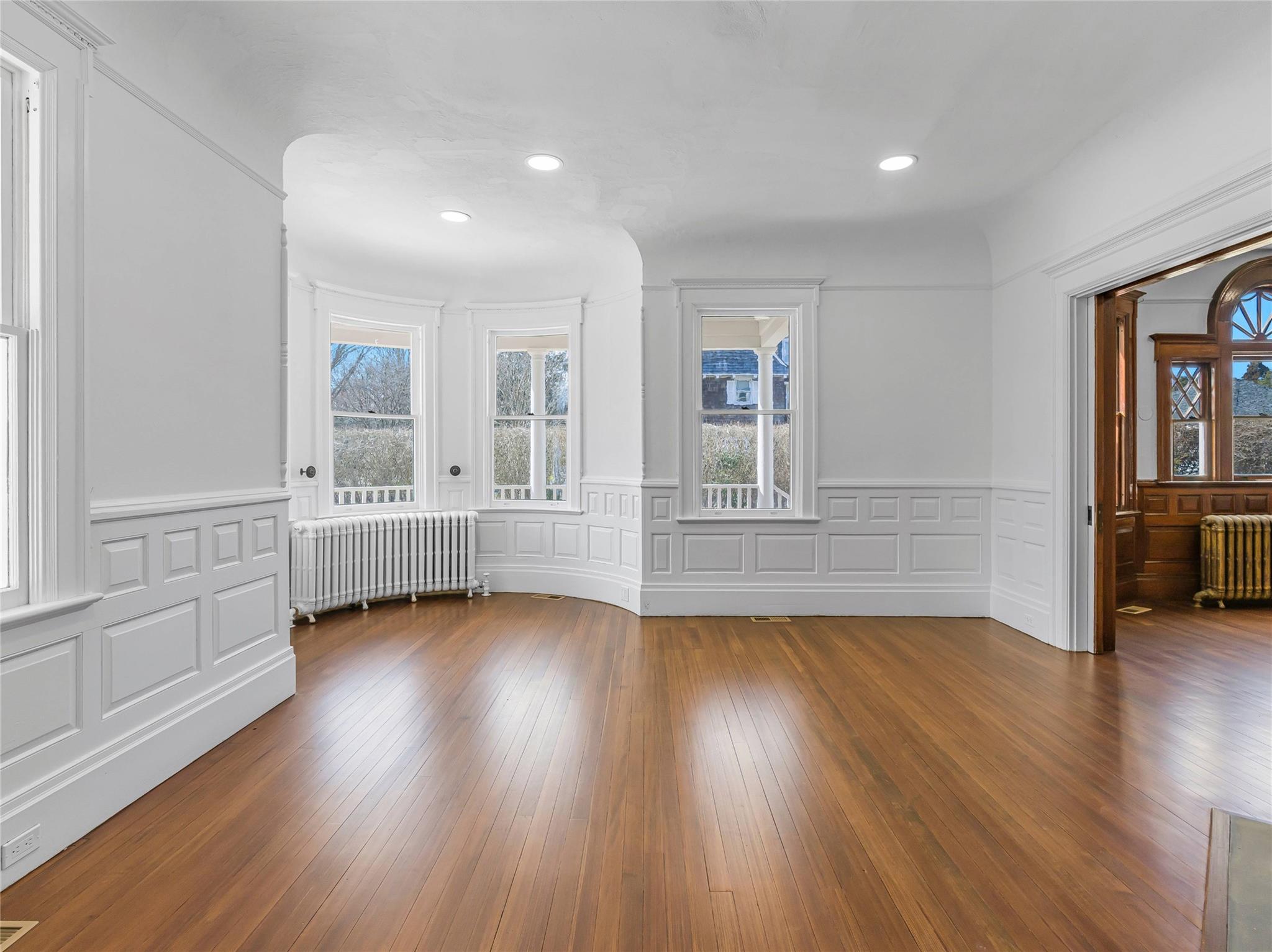 30 Huntting Lane, East Hampton, New York image 13
