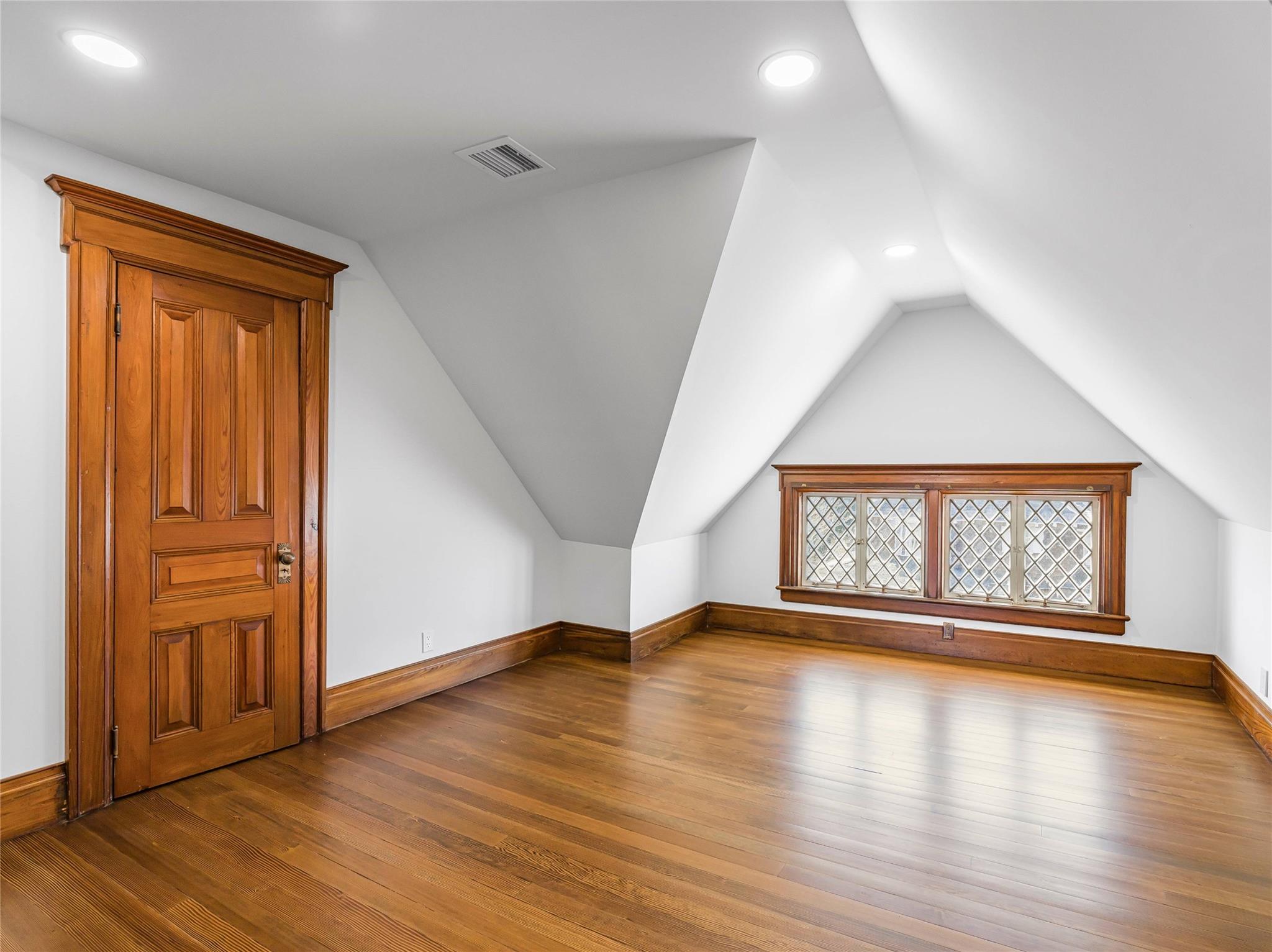 30 Huntting Lane, East Hampton, New York image 18