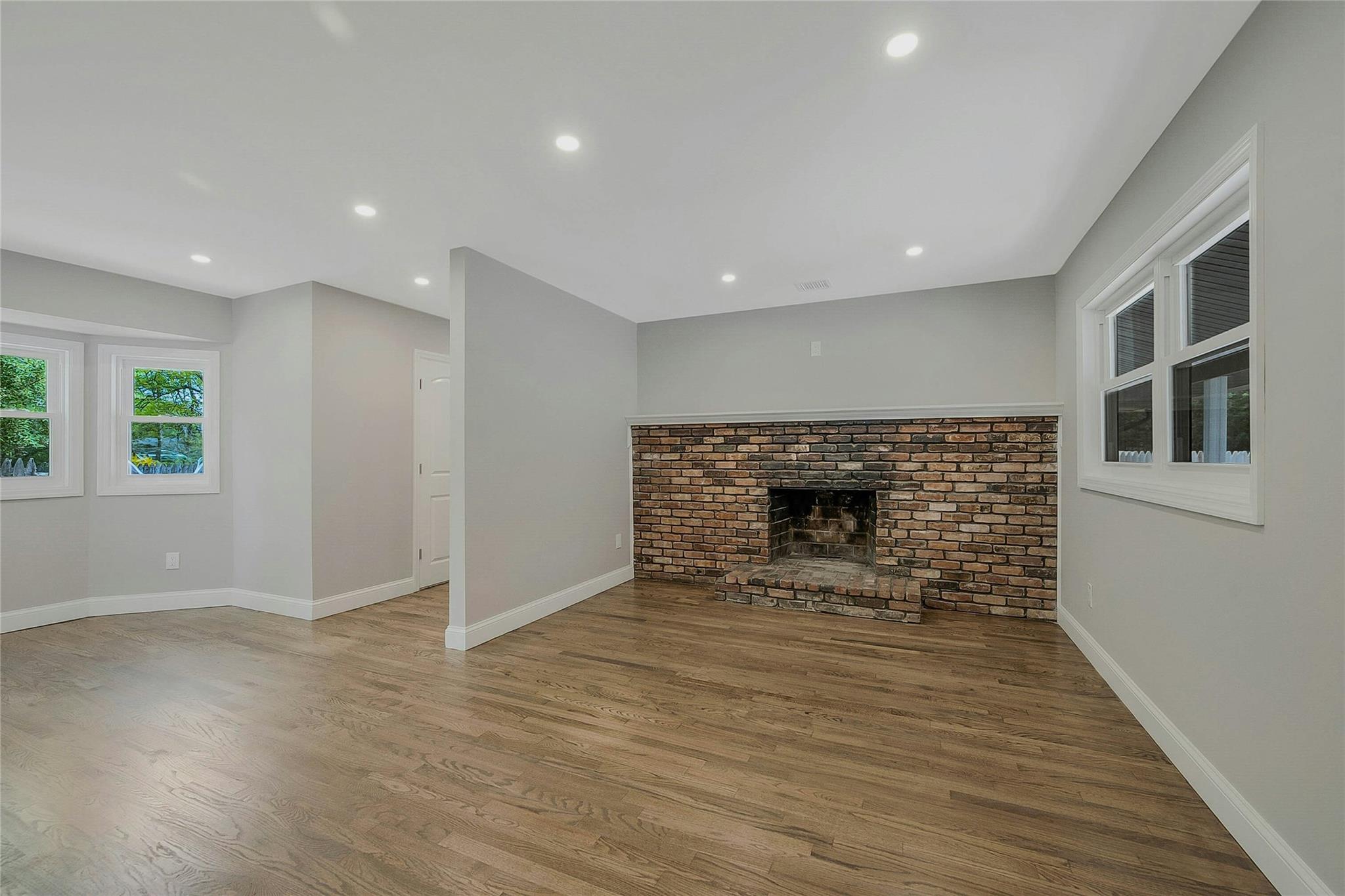 101 Gibbs Pond Road, Nesconset, New York image 6