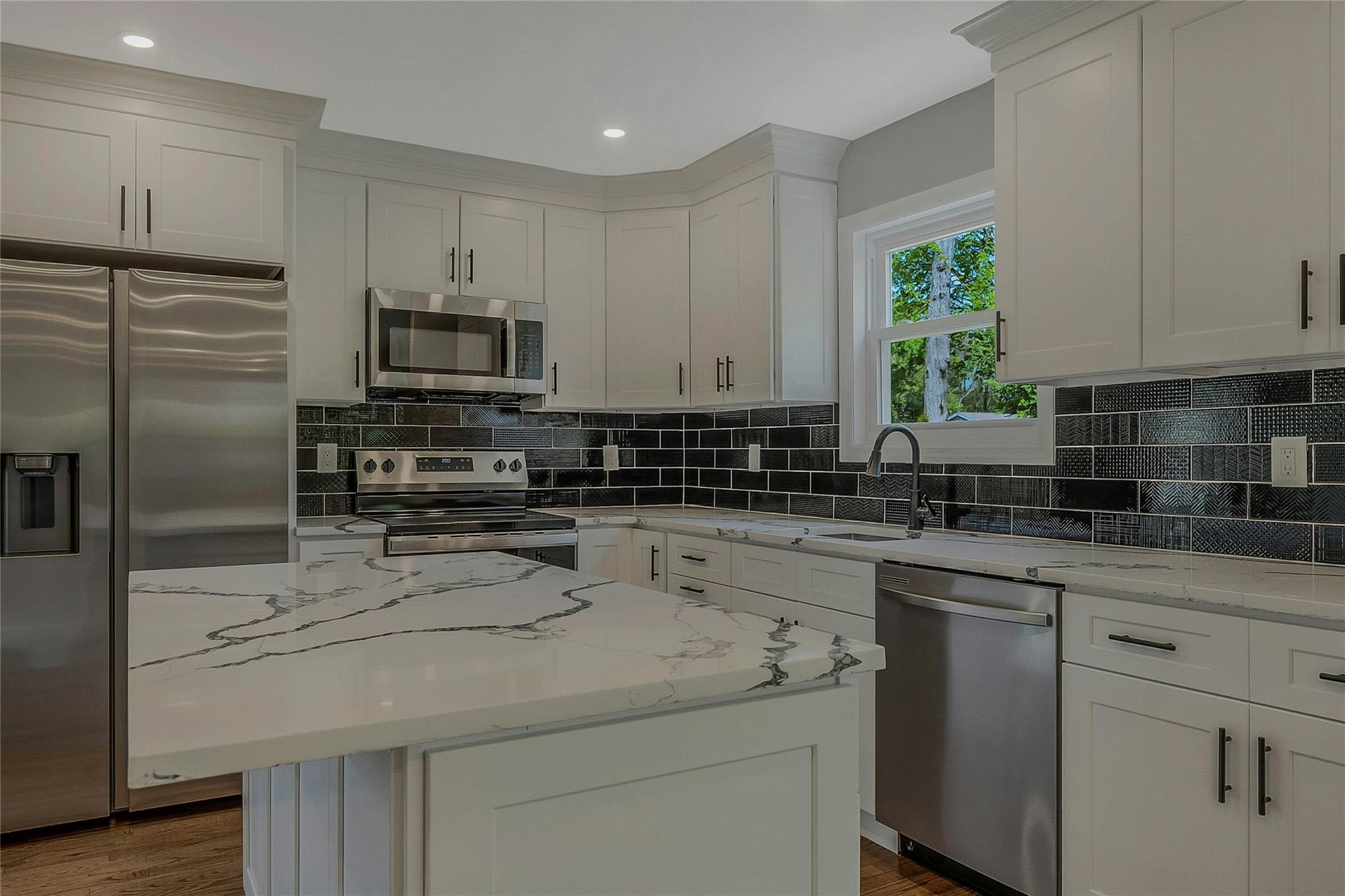 101 Gibbs Pond Road, Nesconset, New York image 11
