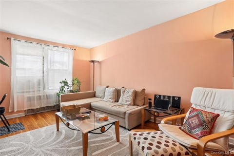 Homes For Sale - 33-26 92nd Street #6R<br/> Jackson Heights, NY 11372