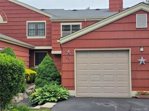 Condo For Sale - 84 Branchwood Lane<br/> Nanuet, NY 10954