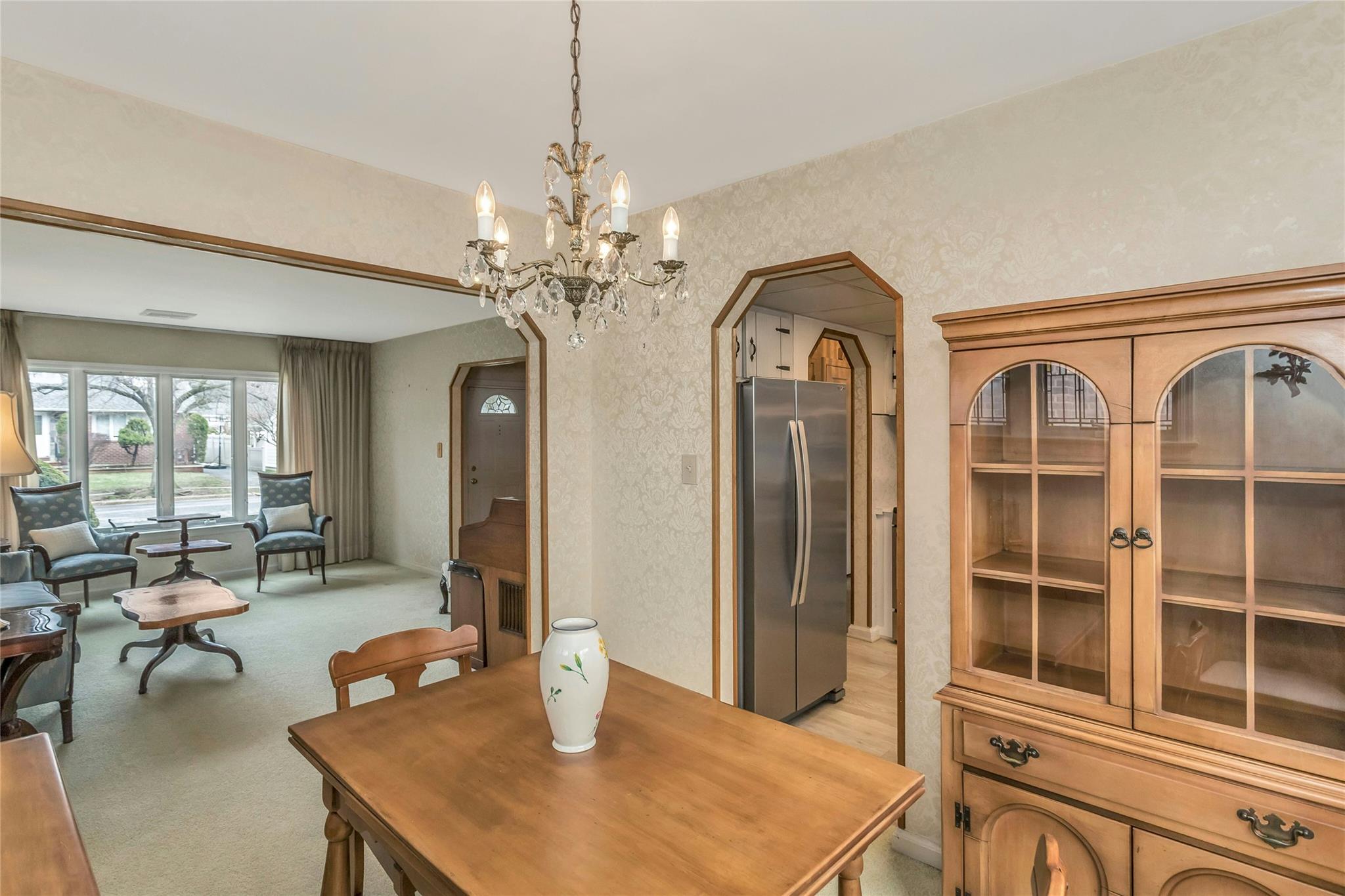 175 Andrews Road, Mineola, New York image 9