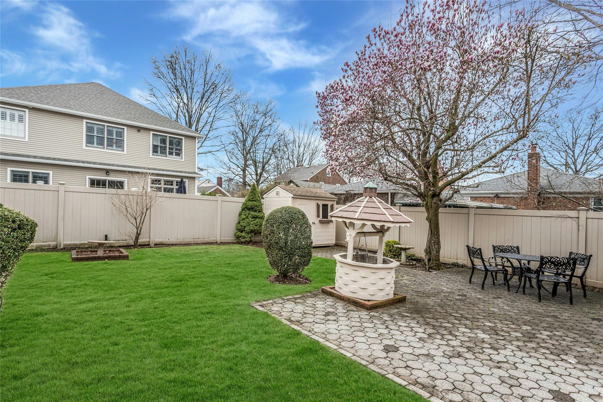 175 Andrews Road, Mineola, New York image 27