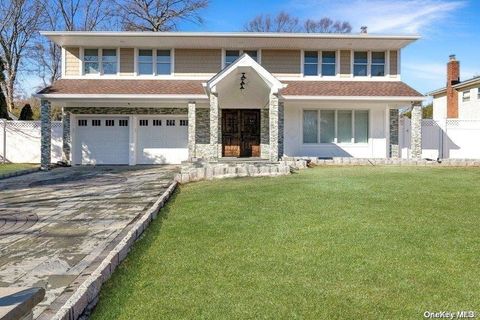 Homes For Rent - 66 Wicks Path<br/> Commack, NY 11725