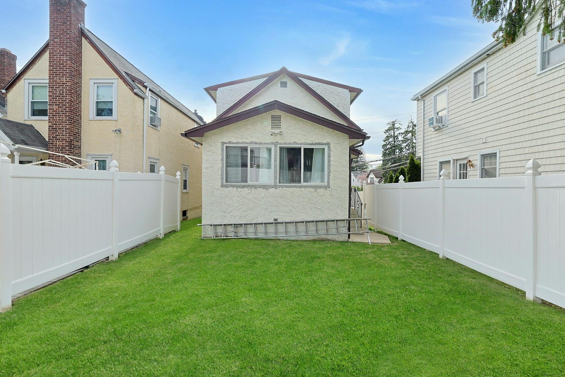 4 Rosedale Avenue, New Rochelle, New York image 23