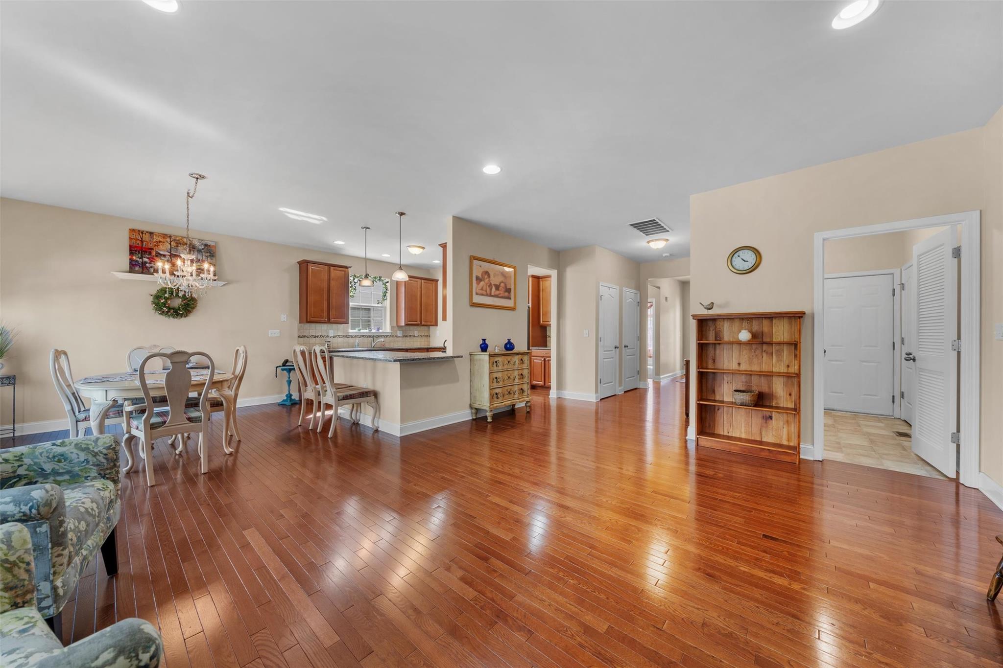 10 Jasmine Drive, Middletown, New York image 14