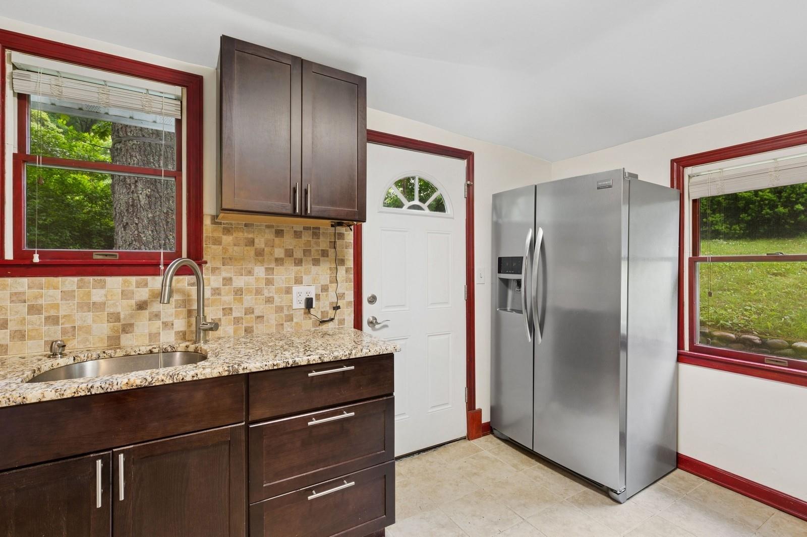 5 Murray Hill Road, Sound Beach, New York image 10
