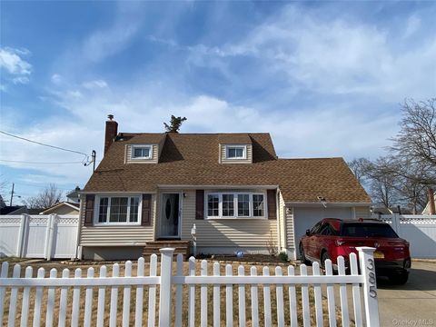 385 Irving Street Central Islip NY 11722