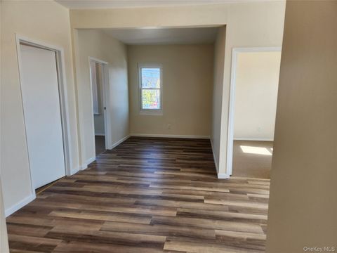 Apartment For Rent - 49 Roger Avenue<br/> Inwood, NY 11096