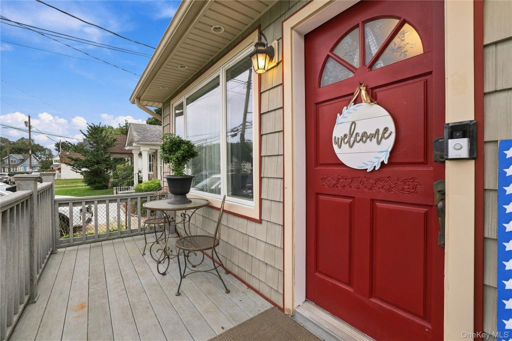 Photo of 471 Pearl Street, Oceanside, NY 11572 (MLS # 1053638)