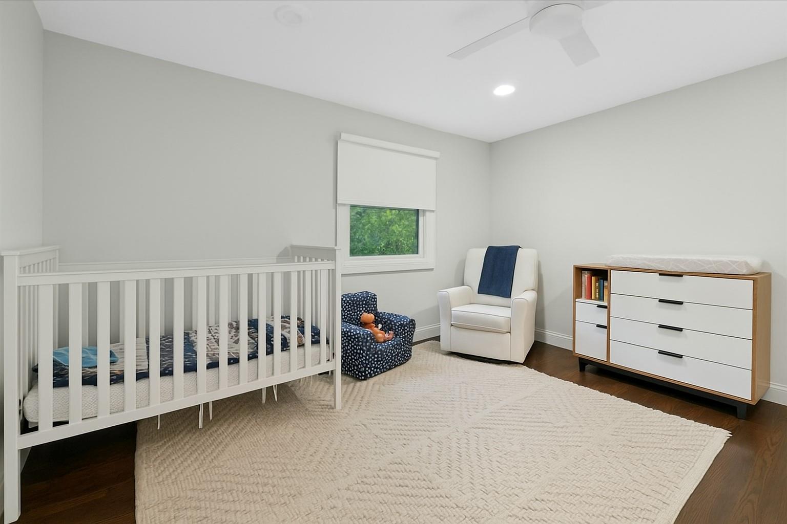 53 Estate Court, Woodbury, New York image 14