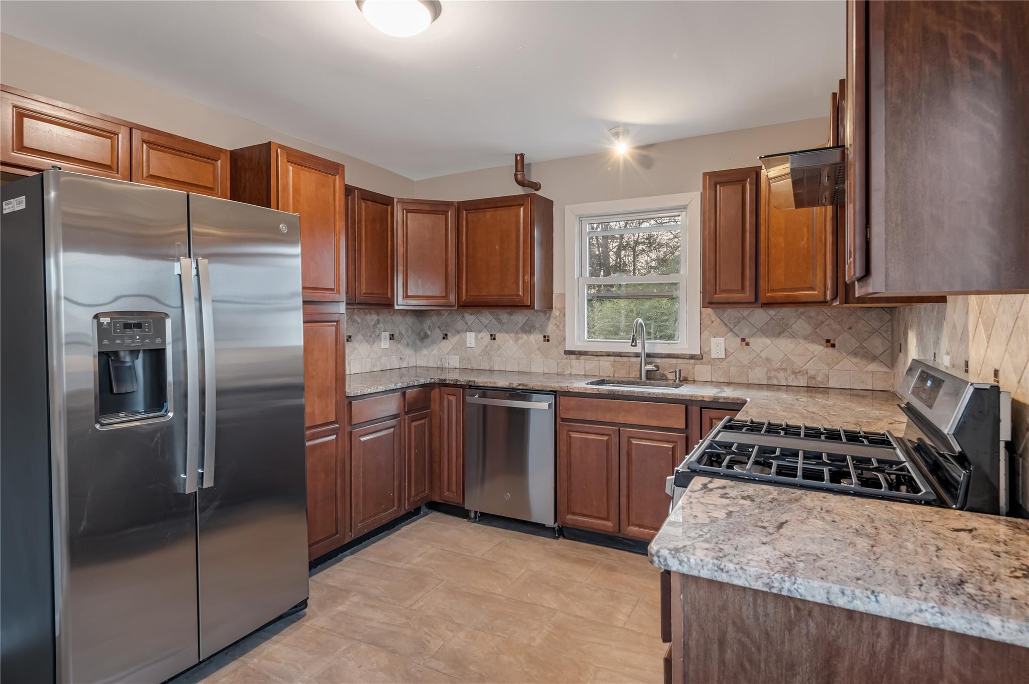 19 Sherman Drive, Newburgh, New York image 10