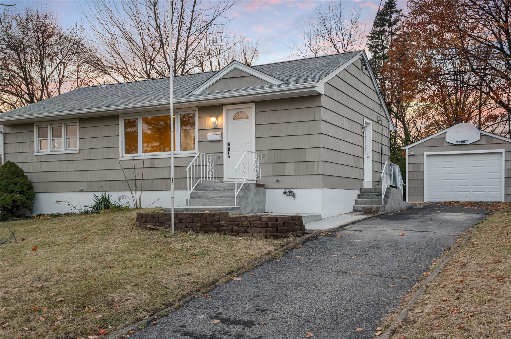 19 Sherman Drive, Newburgh, New York image 4