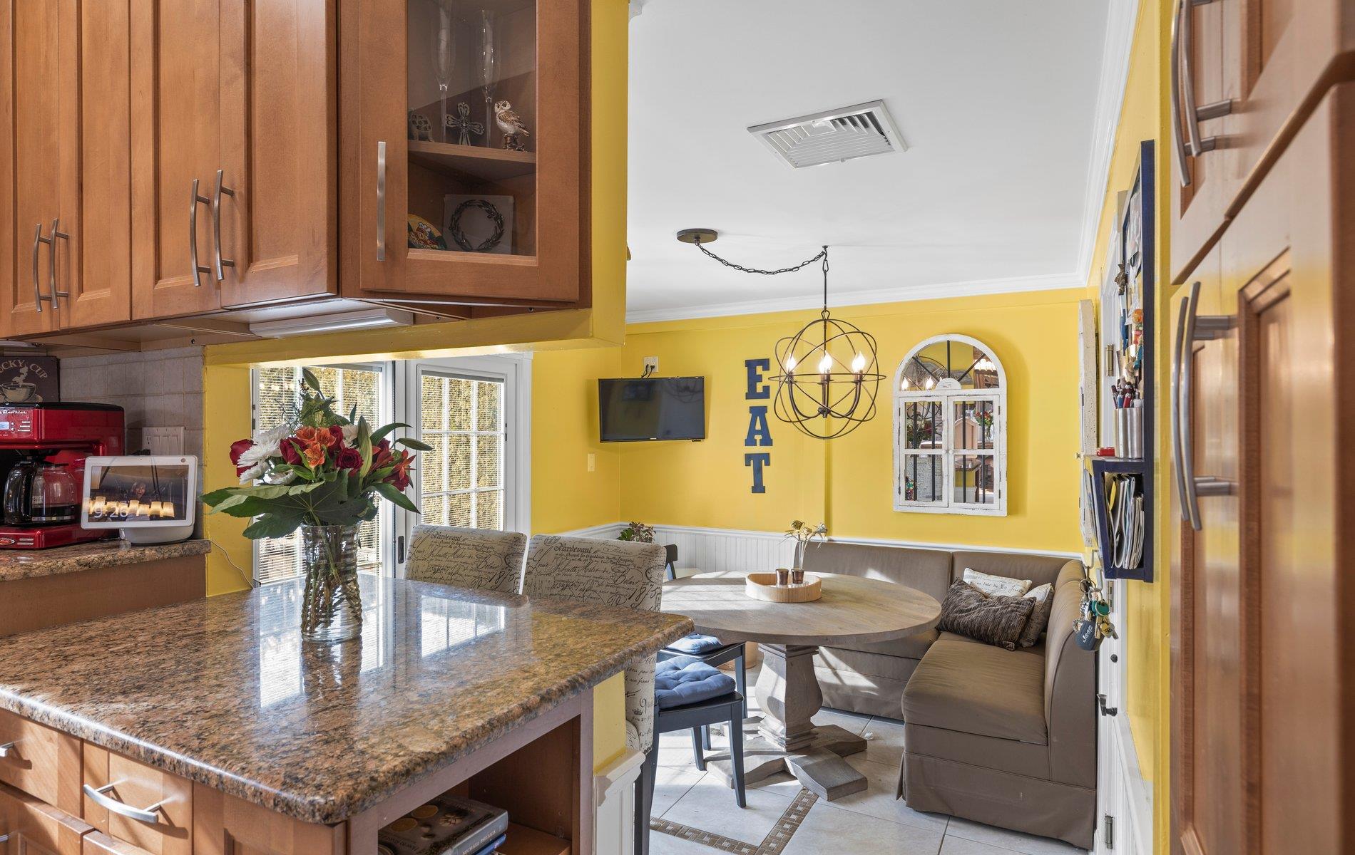 60 Meadow Street, Garden City, New York image 16
