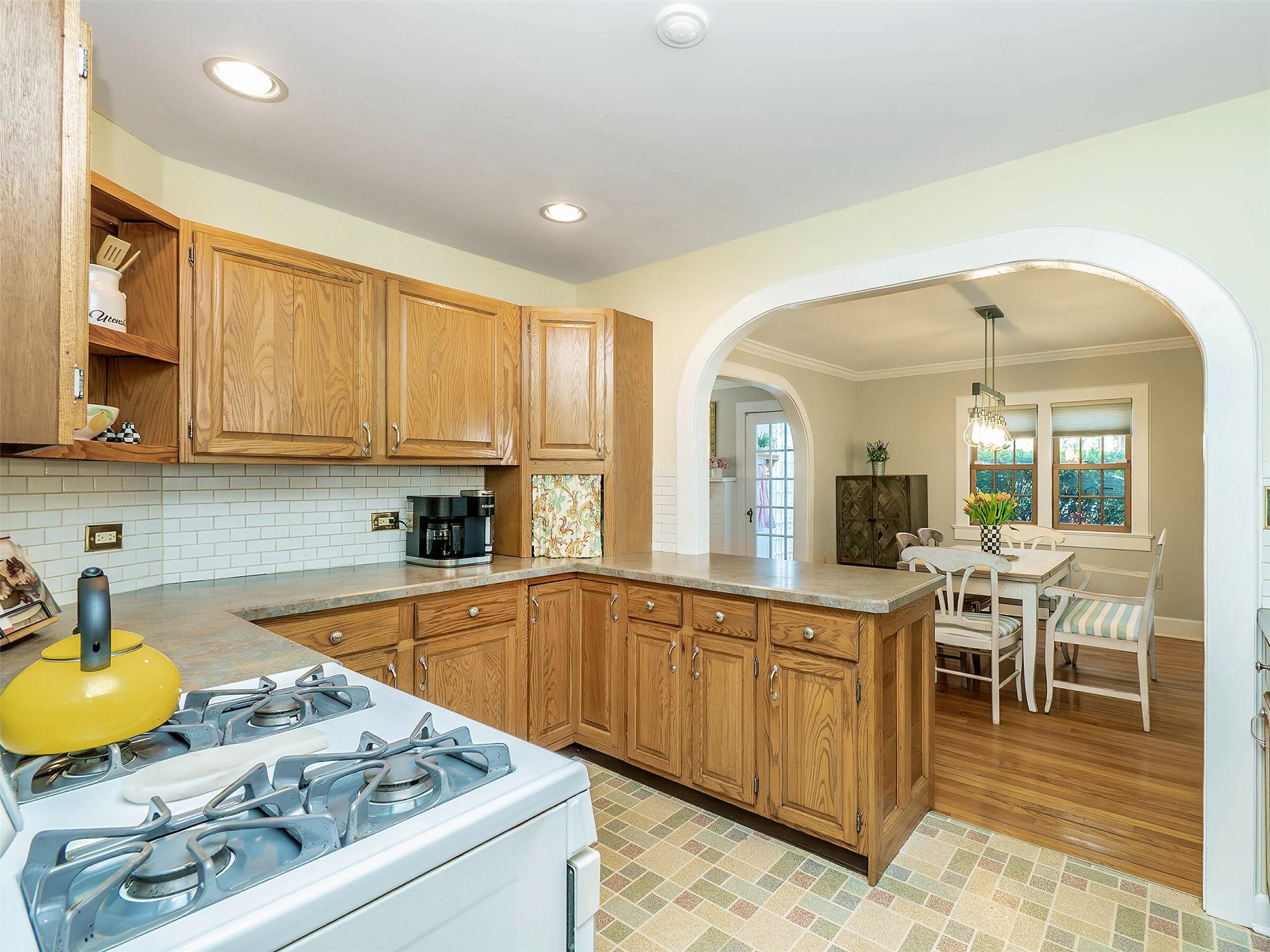 100 Highland Avenue, Port Washington, New York image 10