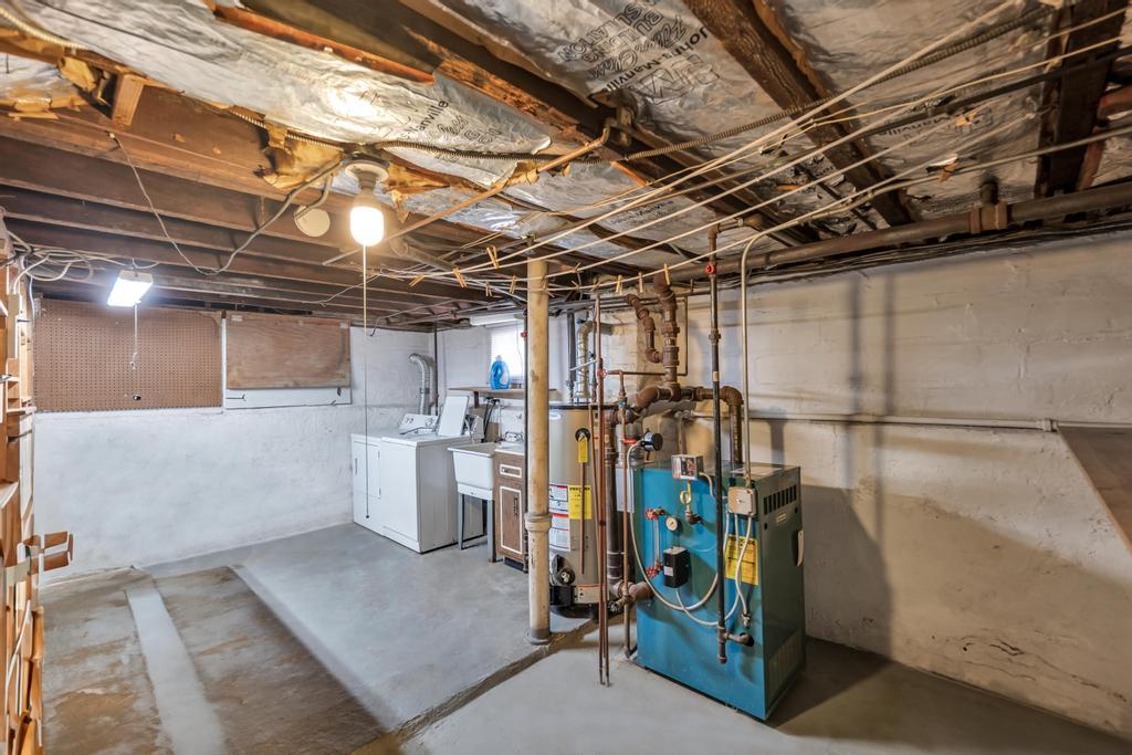 90-21 221st Place, Queens Village, New York image 19