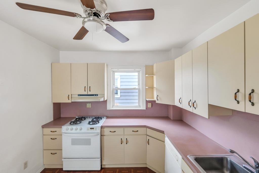 90-21 221st Place, Queens Village, New York image 14