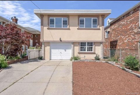 Homes For Sale - 159-40 95th Street<br/> Howard Beach, NY 11414