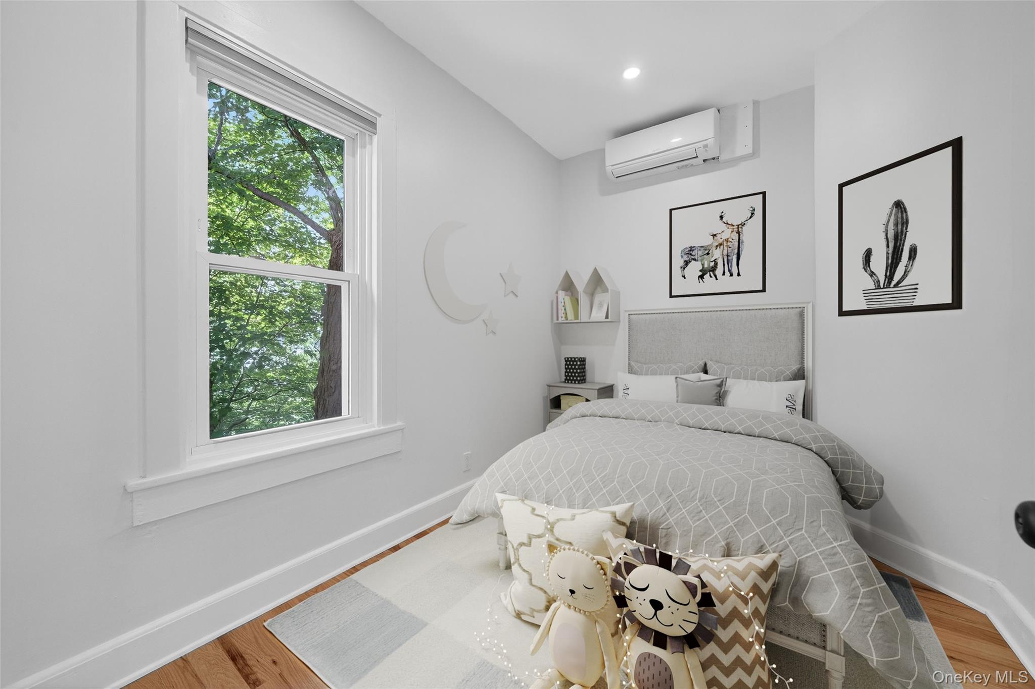 Ossining, New York 10562, United States, 2 Bedrooms Bedrooms, ,1 BathroomBathrooms,Residential,Active,250377