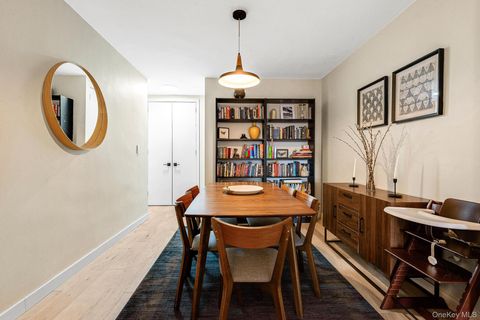 Photo of 70-25 Yellowstone Boulevard #6T, Forest Hills, NY 11375 (MLS # 929334) Photo of 70-25 Yellowstone Boulevard #6T, Forest Hills, NY 11375 (MLS # 929334)