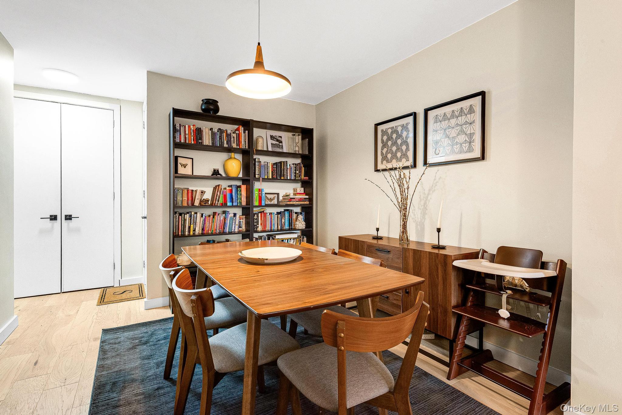 70-25 Yellowstone Boulevard 6T