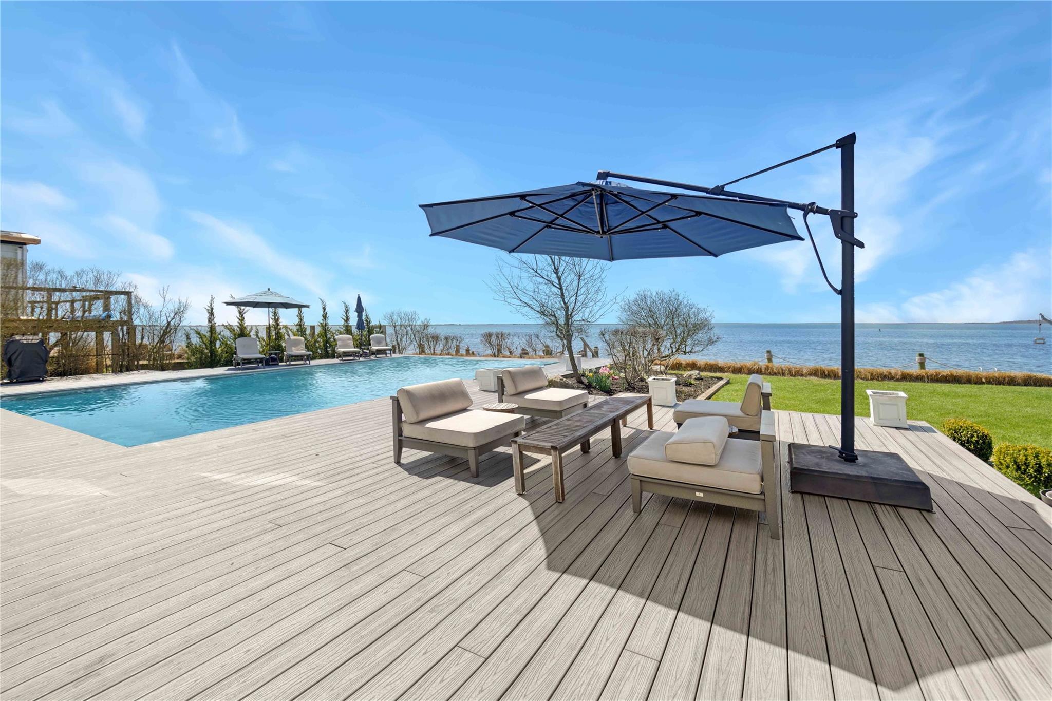 24 Laura Lee Drive, Center Moriches, New York image 22