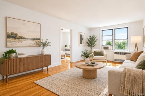 Homes For Sale - 6345 Saunders Street #3E<br/> Rego Park, NY 11374