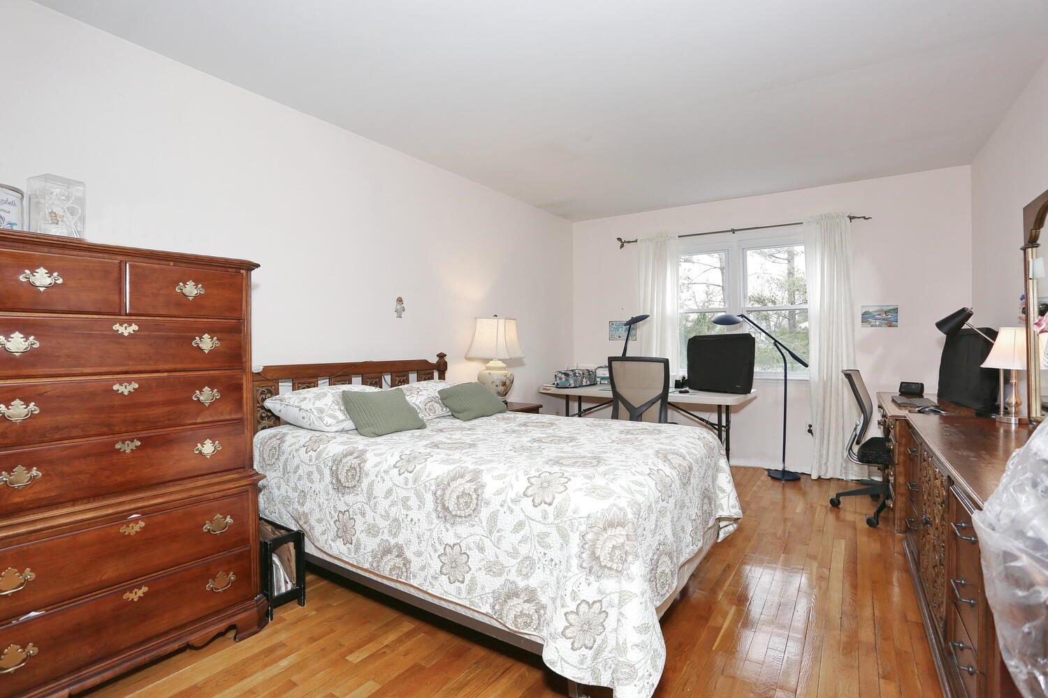 106 Key Place, Orangeburg, New York image 25